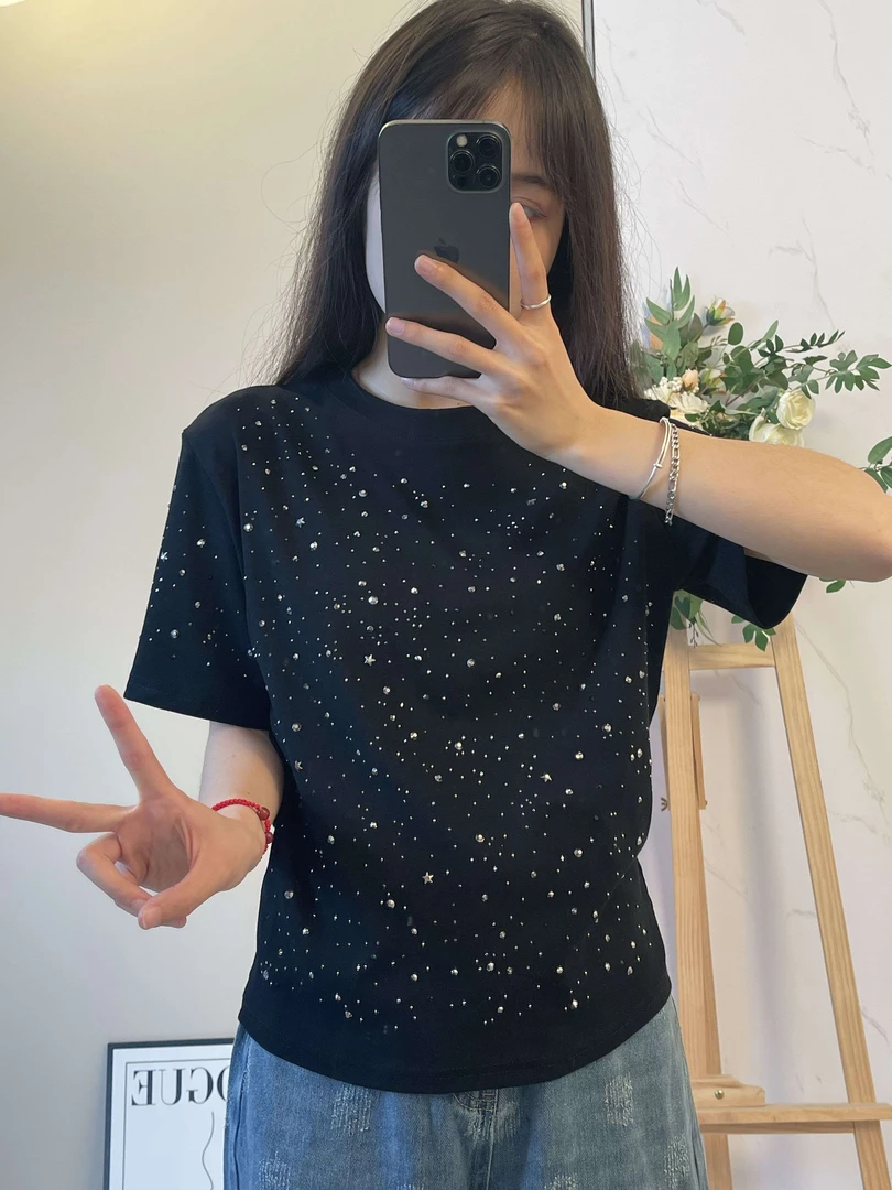 满钻烫钻圆领短袖T恤女时尚设计感休闲百搭洋气减龄上衣显瘦气质