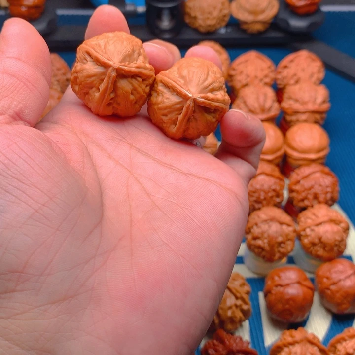 桃核把件野生小手捻