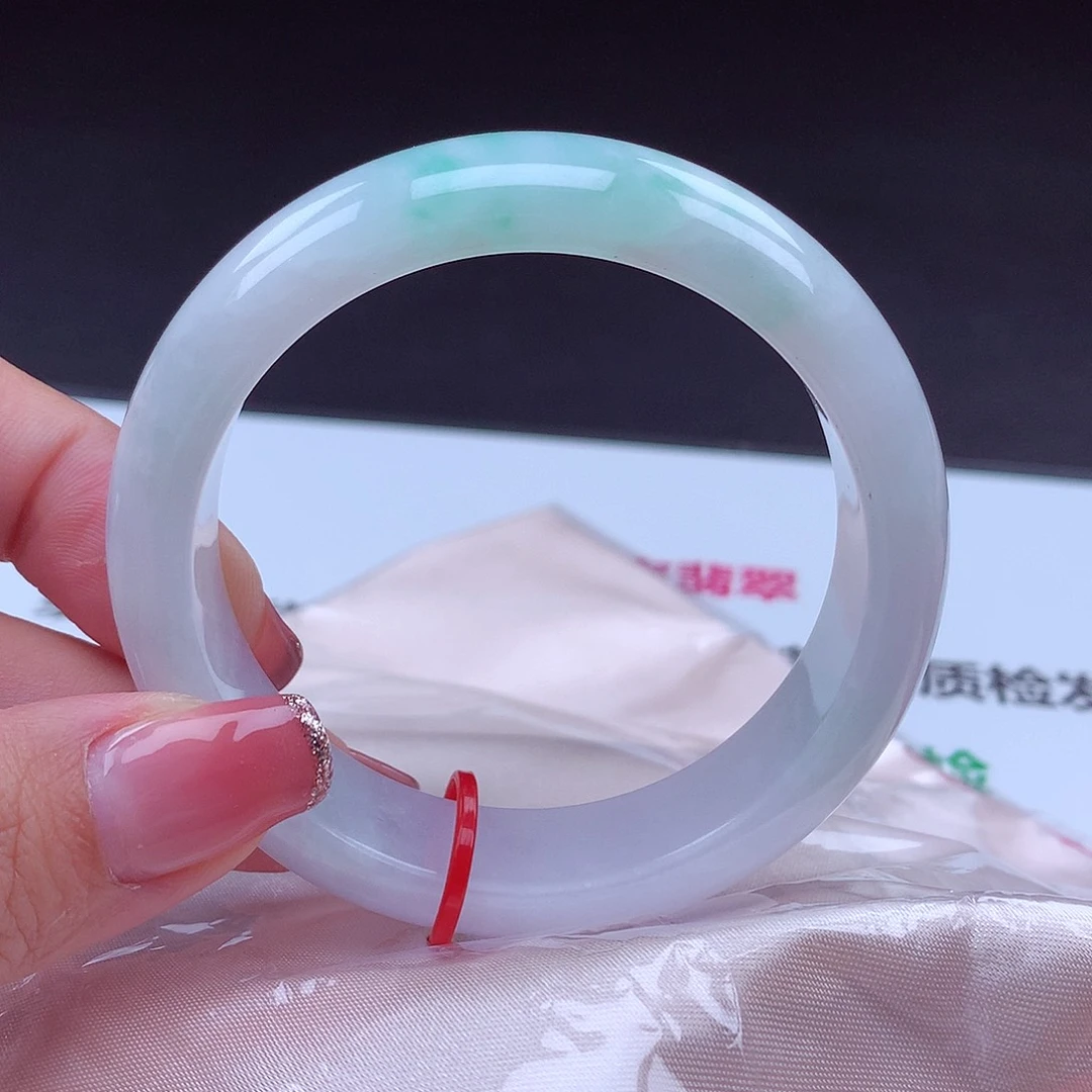 翡翠手镯未镶嵌手镯001067