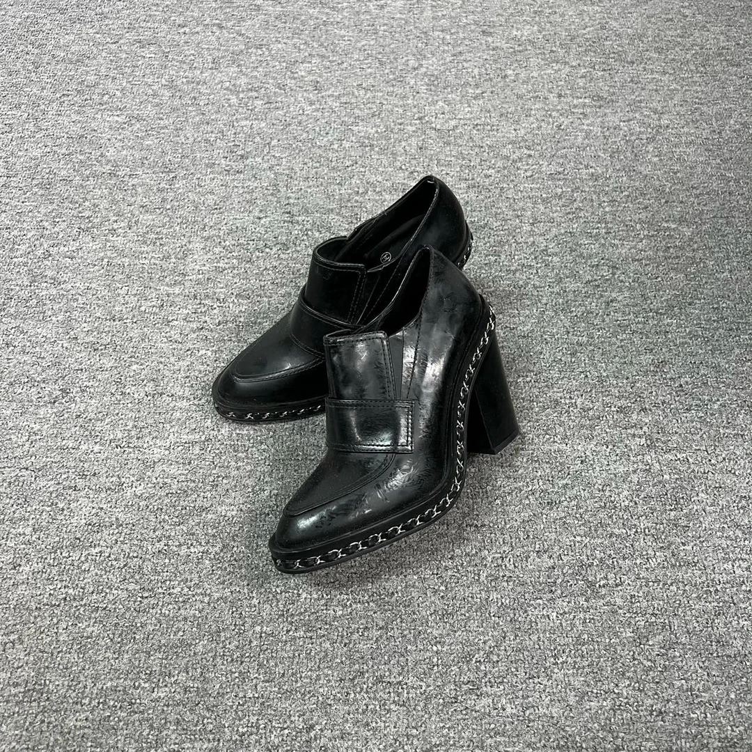 99新 Chanel/香奈儿 chanel黑色高跟皮鞋36.5码