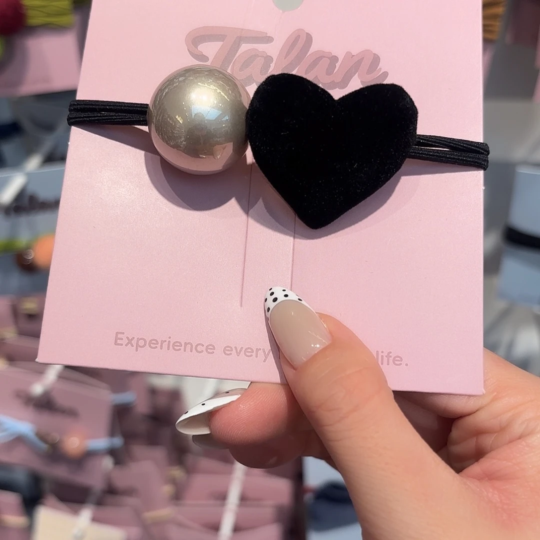 非金属布艺黑色爱心