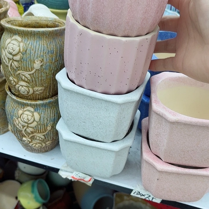 多肉绿植陶瓷花盆9.9包邮，有孔