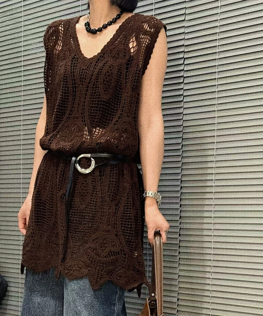 HYLADIESWEAR  『云隙镂空』时尚镂空小心机百搭显瘦无袖针织背心