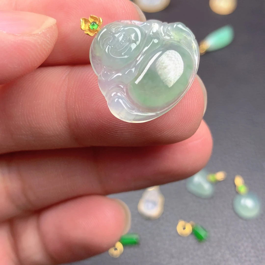 【闪购商品】颈饰18K金镶嵌翡翠难**涂翡翠