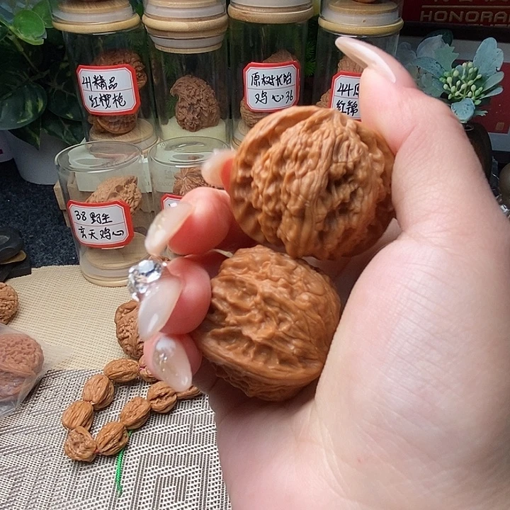 那***谁文玩核桃把件磨盘……691