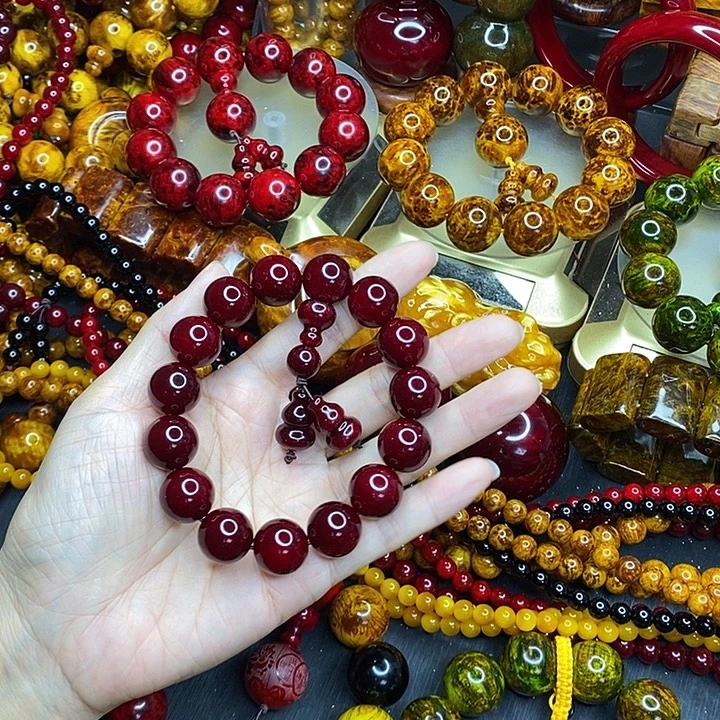 松木琥珀木文玩手串