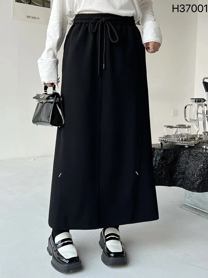 【一贰拾捌】37001春装新款简洁风设计感百搭半裙