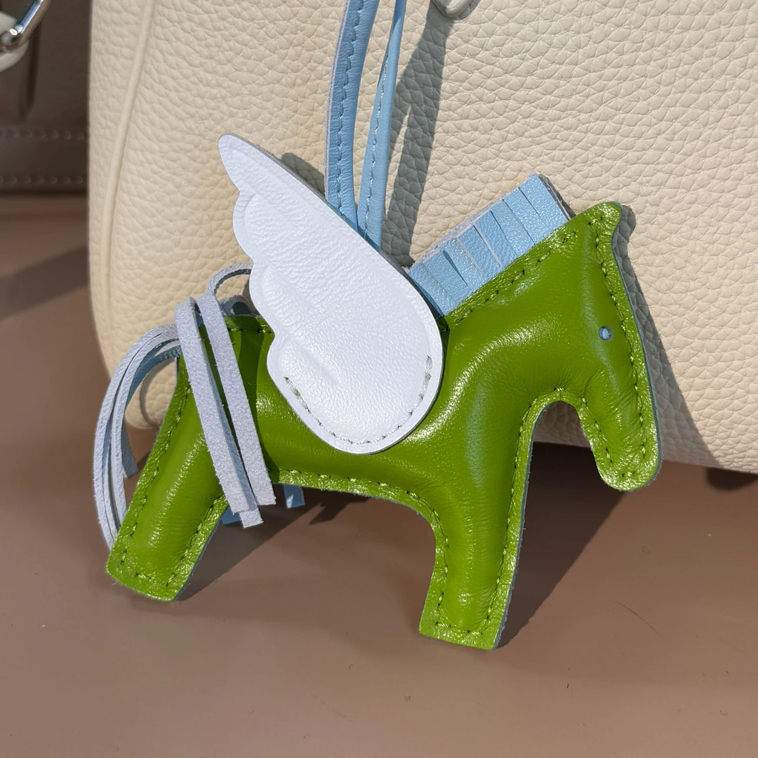 CHICWIND定制羊皮小马包包挂件挂饰