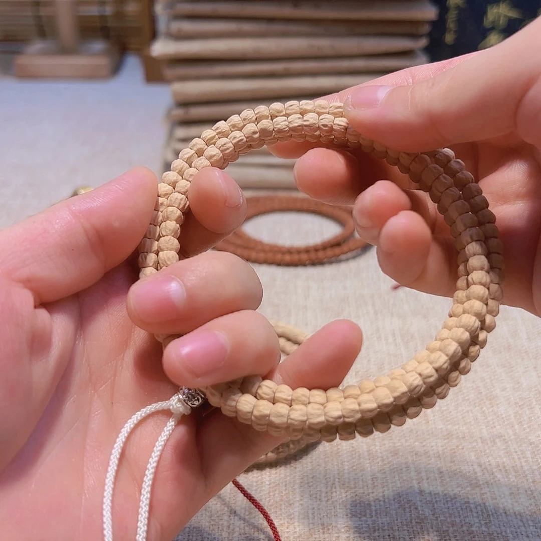 柏香籽/百香籽吊坠爆*?