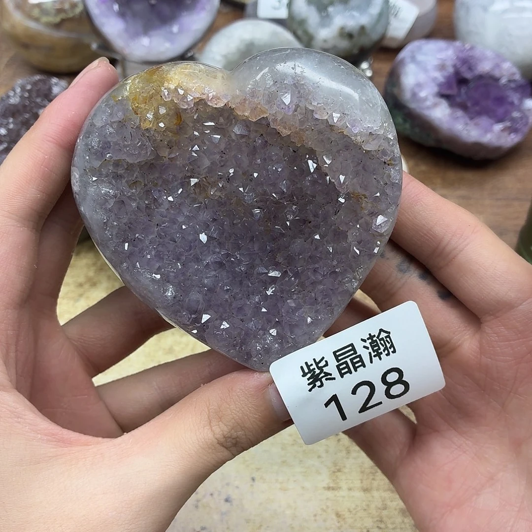 未镶嵌水晶大型摆件（非配饰）