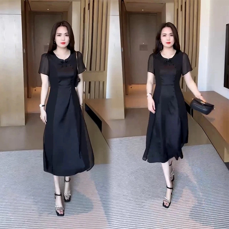 优雅气质时尚减龄收腰显瘦连衣裙修身设计感夏季洋气小黑裙黑色