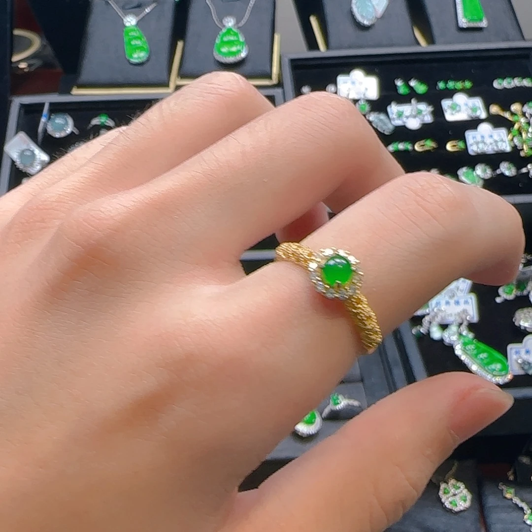 翡翠戒指银S925镀金镶嵌