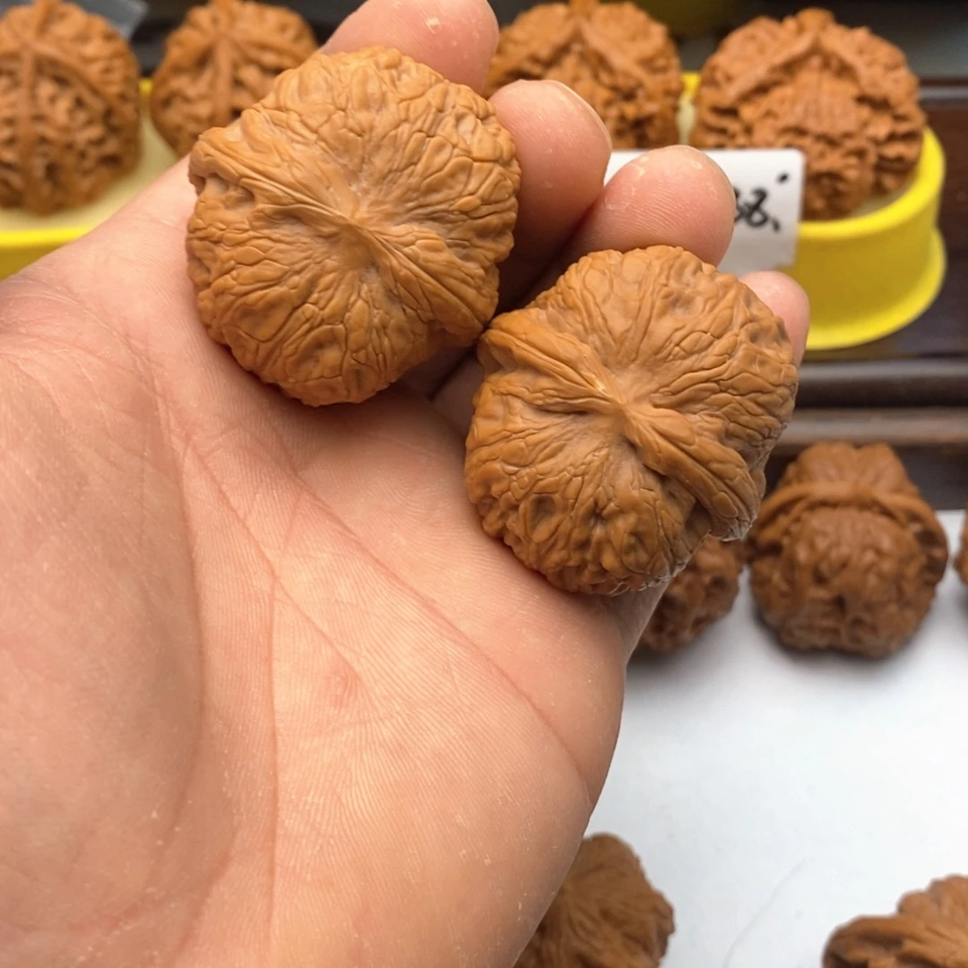 文玩核桃把件41元宝