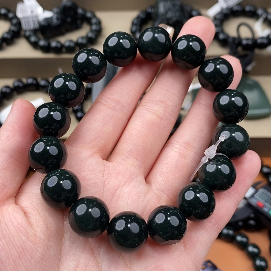 和田玉未镶嵌手串