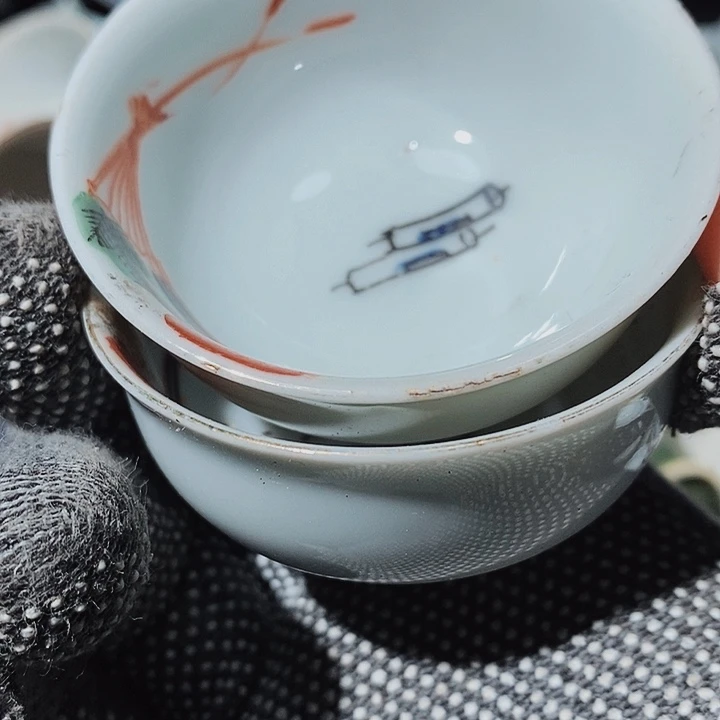 瓷片新年快乐万事如意