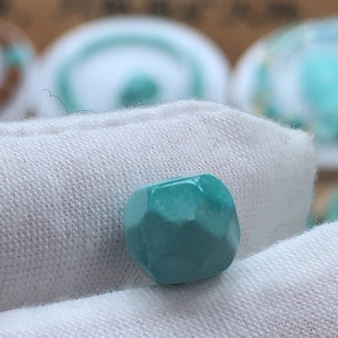 绿松石未镶嵌原矿绿松石无相老型