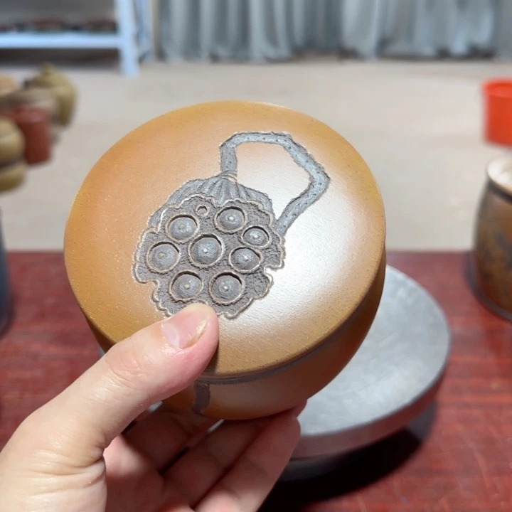 小***天紫砂茶叶罐。。。。。。。。。
