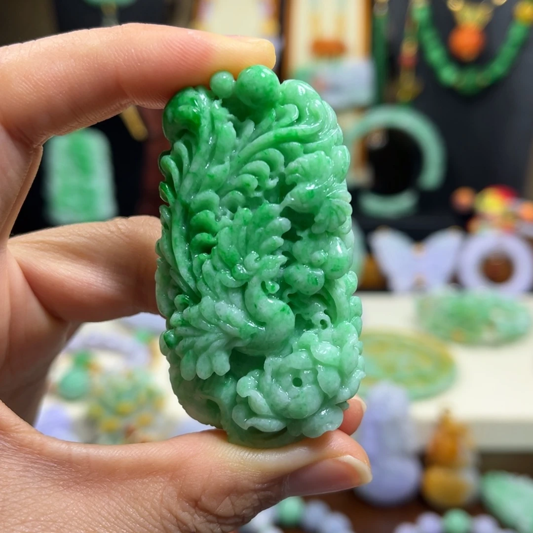 翡翠未镶嵌颈饰天然翡翠