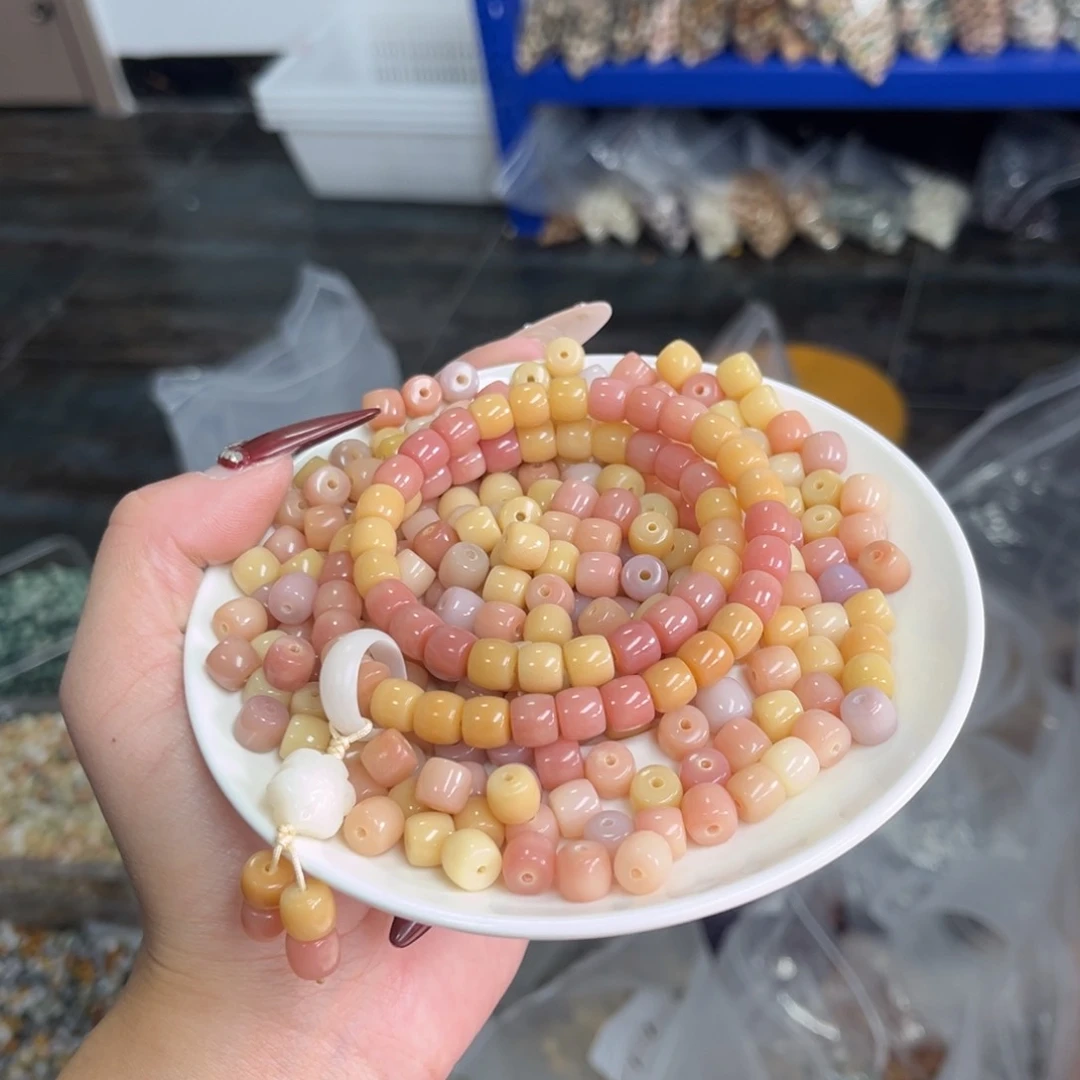 白玉菩提吊坠q8mm108颗。迷你直切