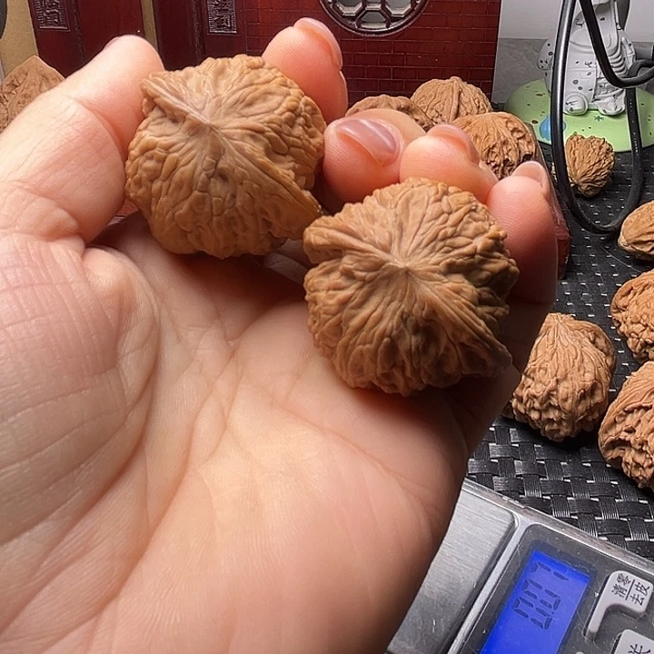 大***志核桃把件小磨盘感谢支持