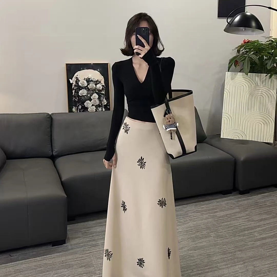 【OS&oneshow】早秋时尚套装V领长袖高级感显瘦烫钻半身裙韩系休闲