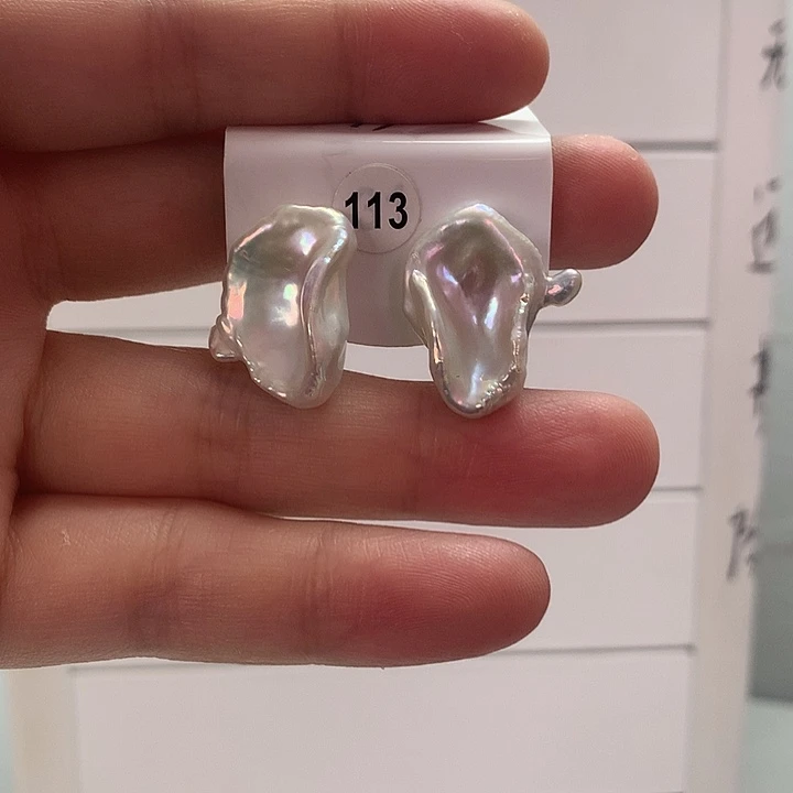 无非金属巴洛克花瓣耳饰
