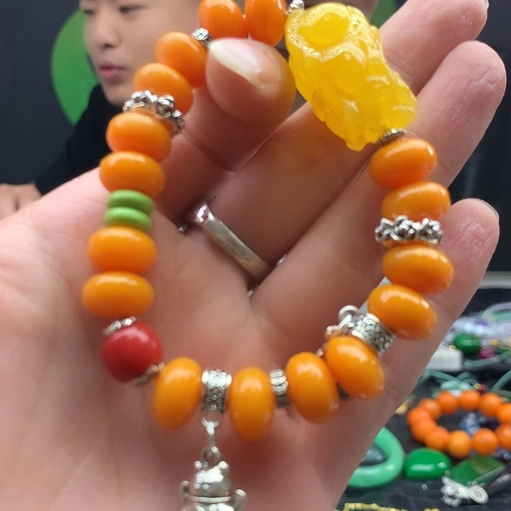 蜜蜡银S925镶嵌颈饰