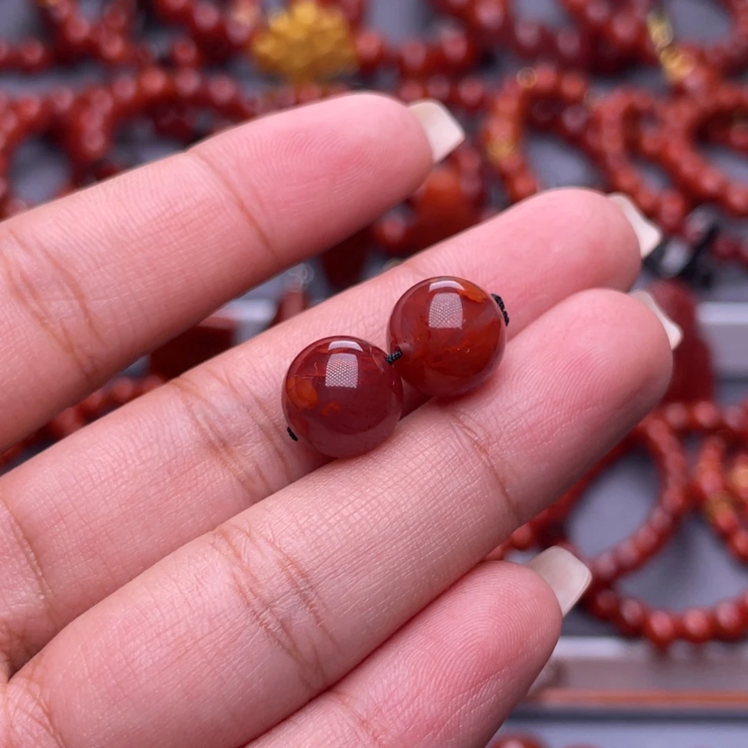 南红玛瑙未镶嵌其他原矿）10.6mm瓦西玫红火焰对珠