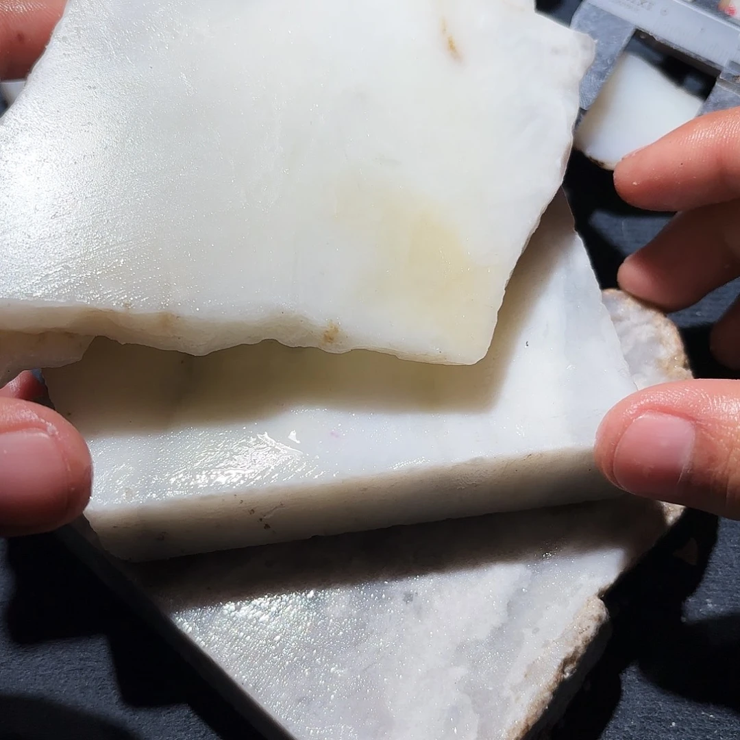 和田玉未镶嵌珠宝奇石