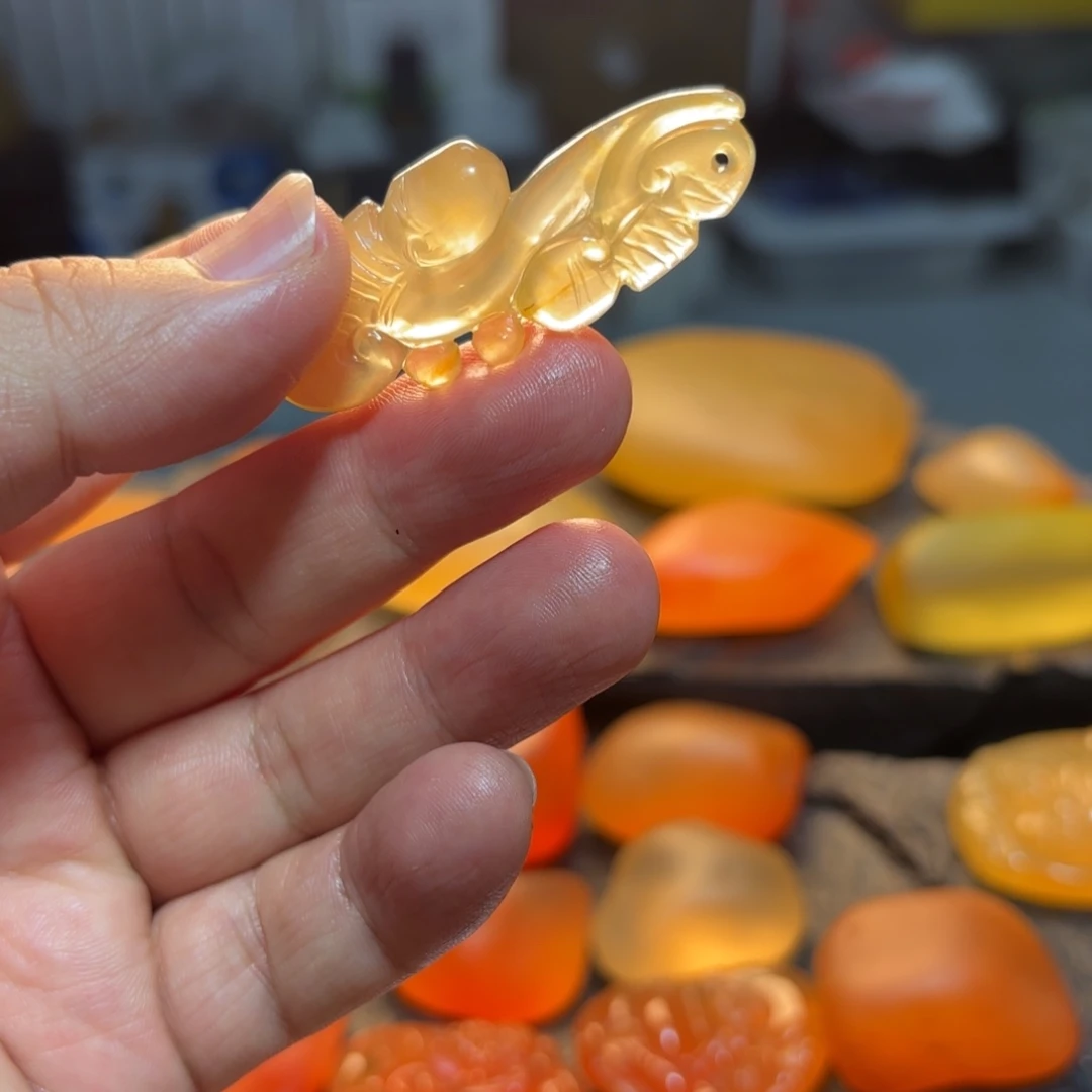 自***2未镶嵌挂件石英岩玉