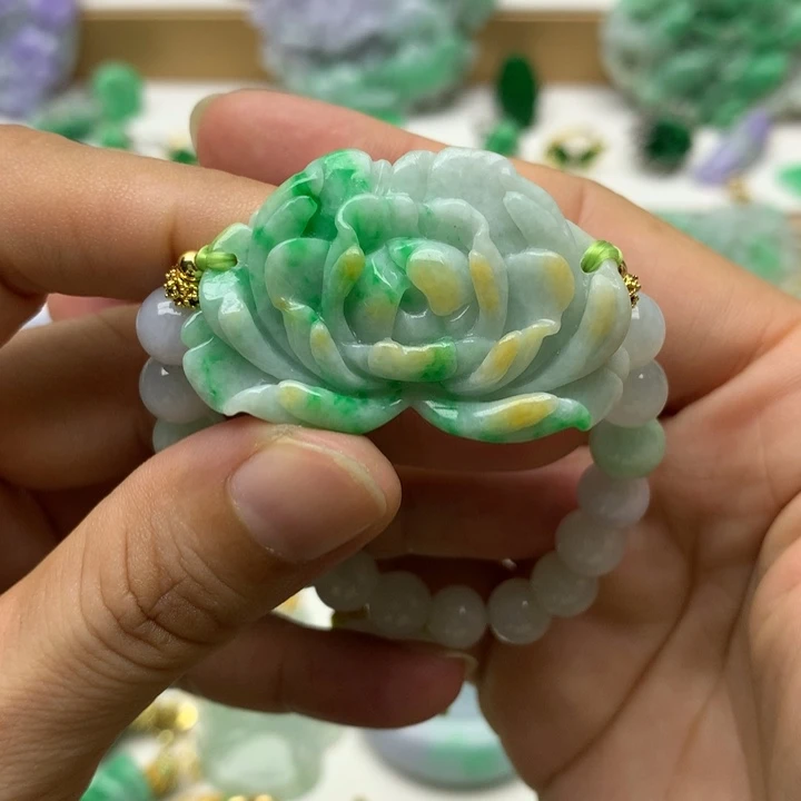 颈饰未镶嵌翡翠翡翠