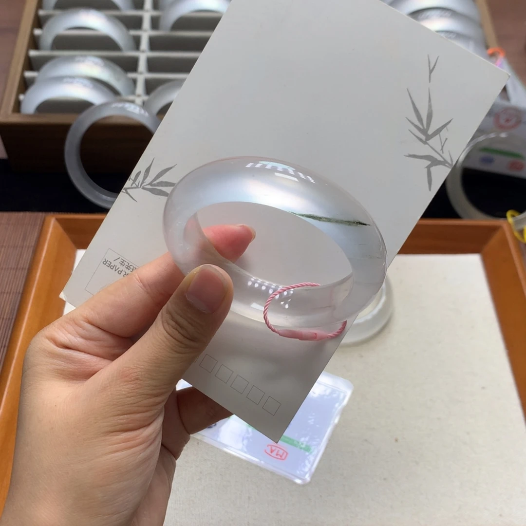 椰***汁石英质玉（金丝玉）未镶嵌手镯3A52.2