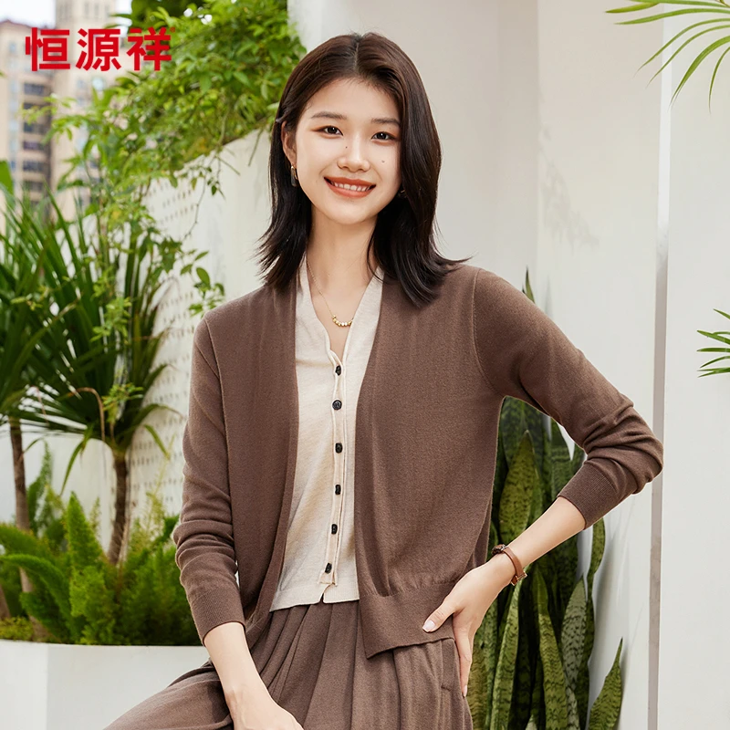 恒源祥长袖假两件针织衫女春季休闲直筒含羊毛V领撞色单排扣开衫