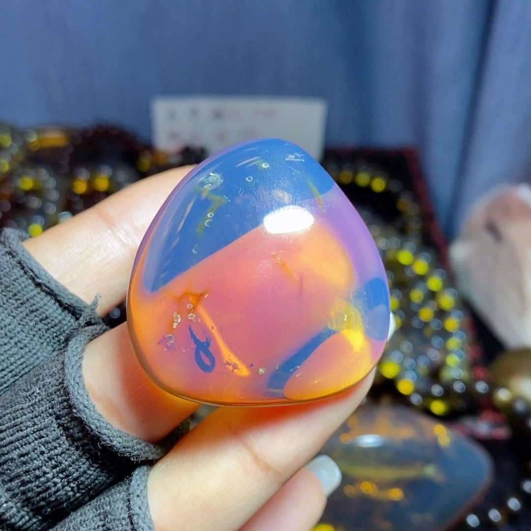 未镶嵌琥珀裸石珀