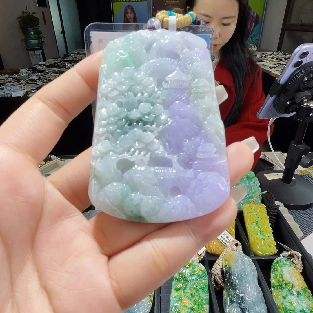 颈饰未镶嵌翡翠一