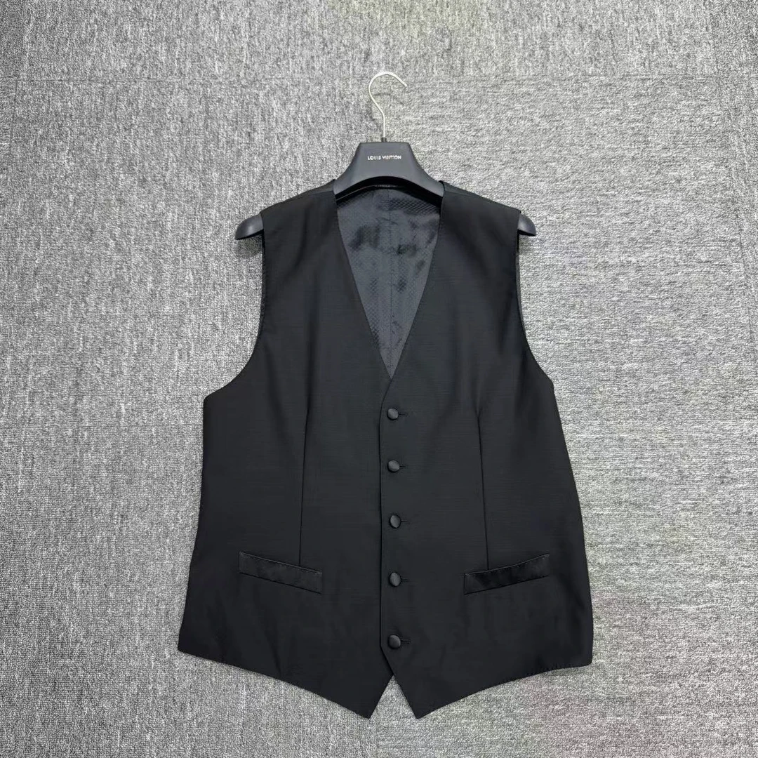 99新   纯色羊毛马甲/50码/编码10194