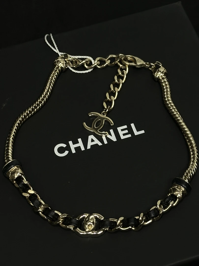 95新 Chanel/香奈儿 21S皮穿蛇骨choker项链/JJ5021106