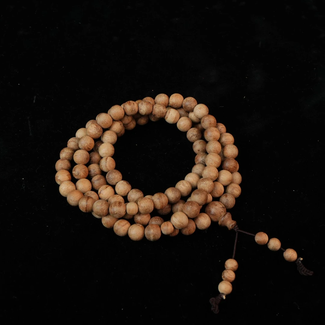 A5066 文莱沉香红油软丝老料念珠 0.83cm 15.61g