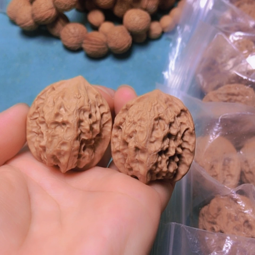 【闪购商品】核桃把件33.5白蛇谷修尖出油