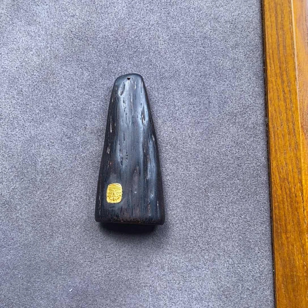 沉香吊坠B****R文莱沉水挂件