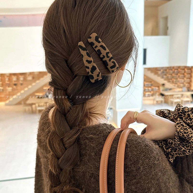 2个高端豹纹发夹边夹侧边刘海夹女2025新款前额鸭嘴夹子头饰秋冬