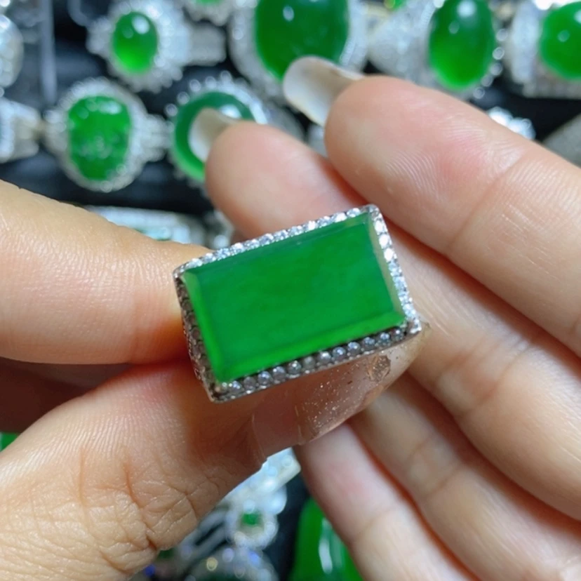 【闪购商品】翡翠挂件银S925镶嵌马鞍男戒