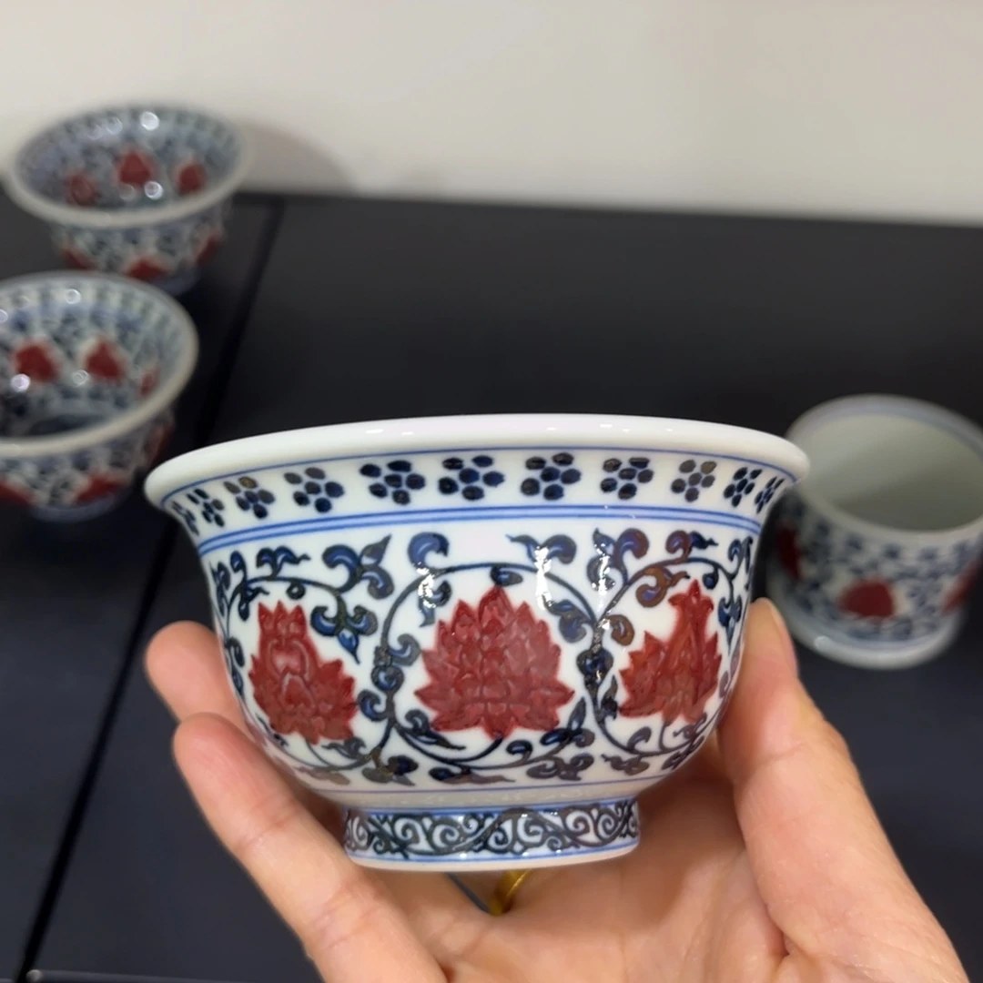 永乐青花釉里红缠枝莲大压手