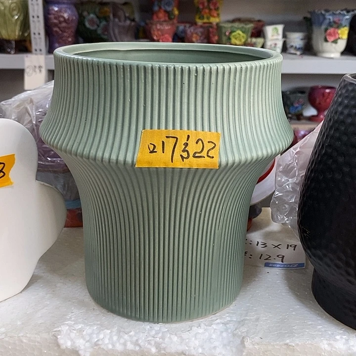 摆件陶盆有孔 微瑕介意勿拍