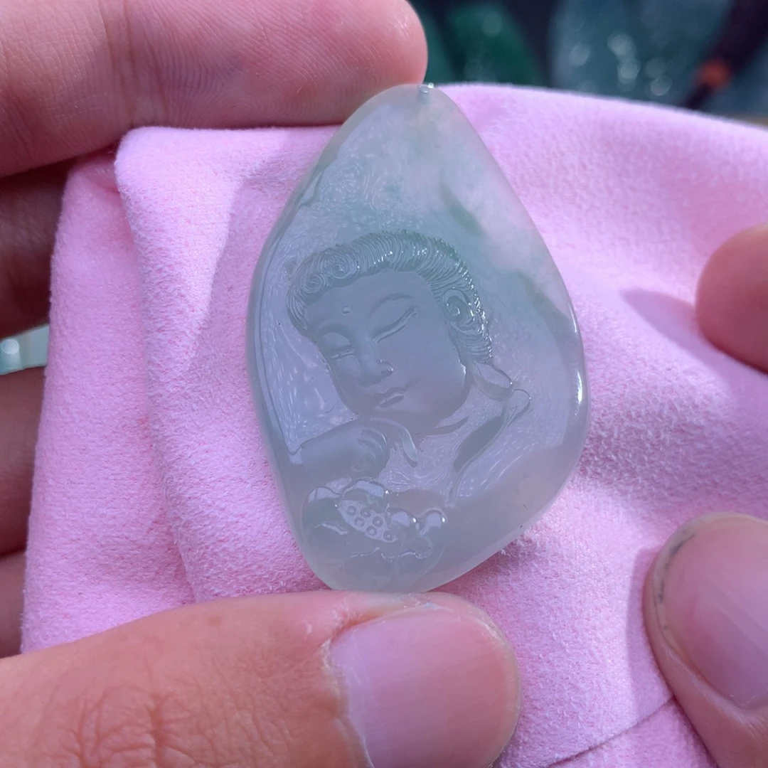 翡翠未镶嵌颈饰天然缅甸A货翡翠