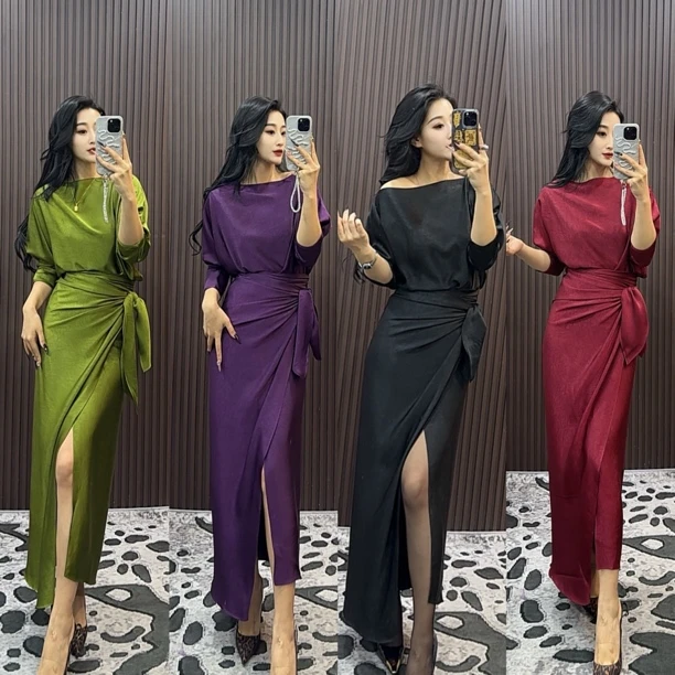 师小姐定制~长袖款钻石纹压花一字肩绑带连衣裙511