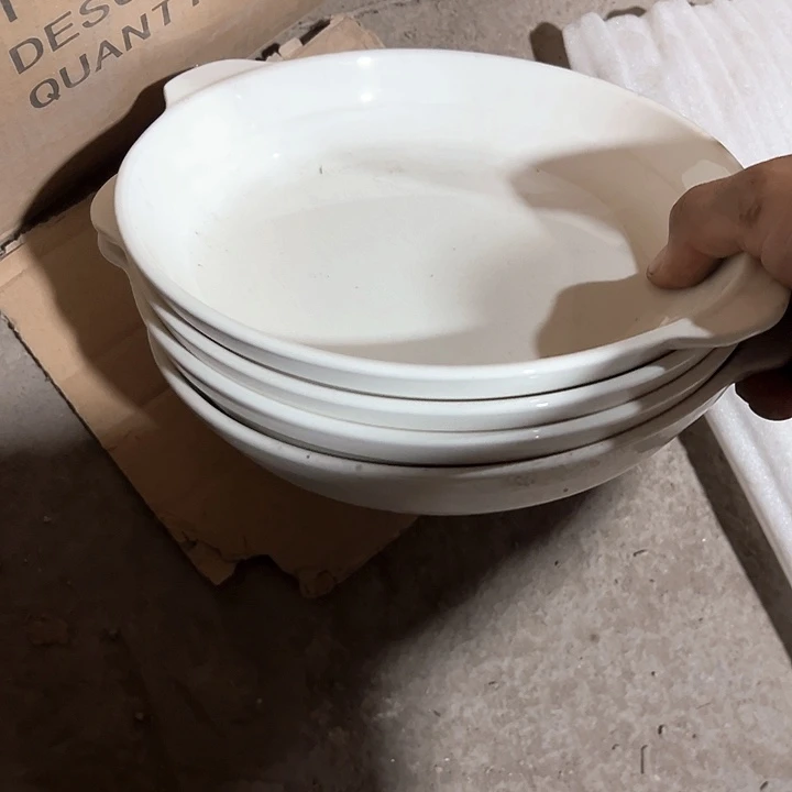 陶瓷盘子碗啥都有