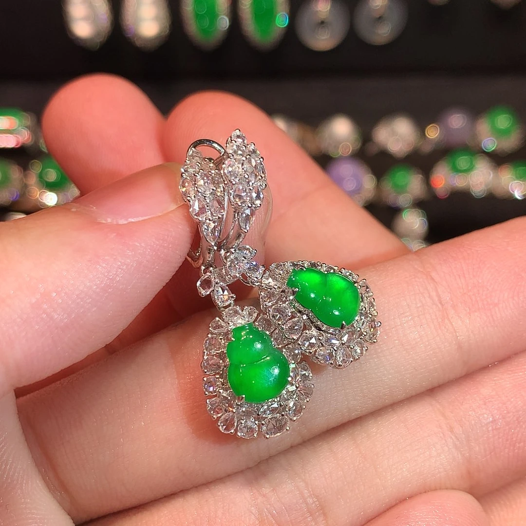 翡翠18K金镶嵌耳饰龙石种满绿葫芦耳坠