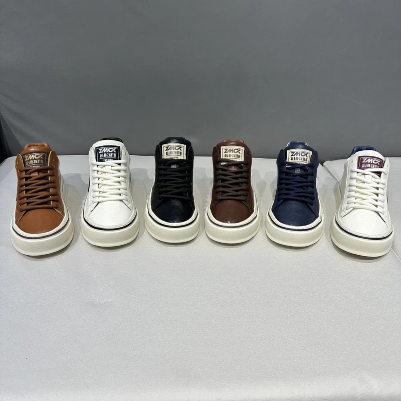 2025低帮系带皮面拼接休闲鞋舒适软底轻奢防滑时尚百搭潮流男鞋