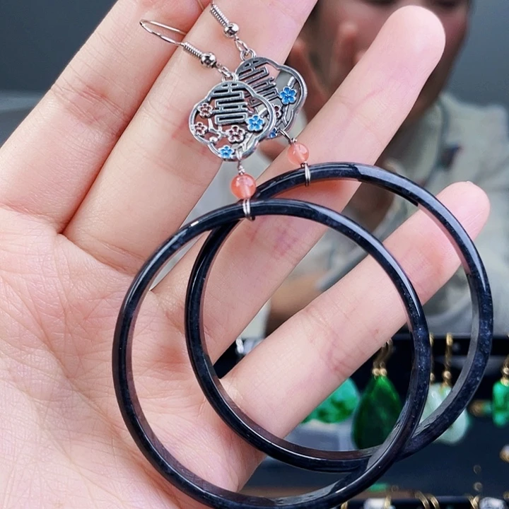 翡翠耳饰未镶嵌饰品